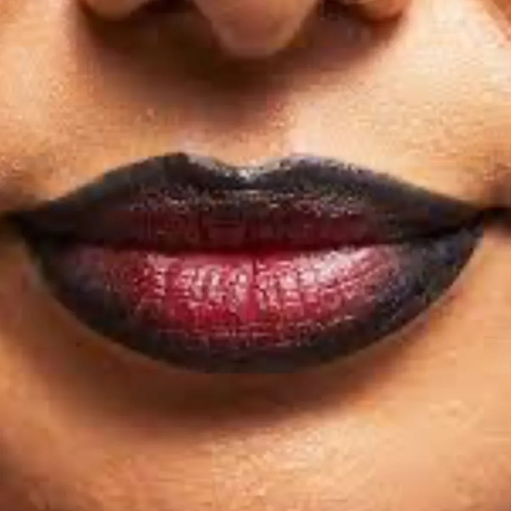 Revolution‎ Beauty X DC Comics Dangerous Red Harley Quinn Lip Kit